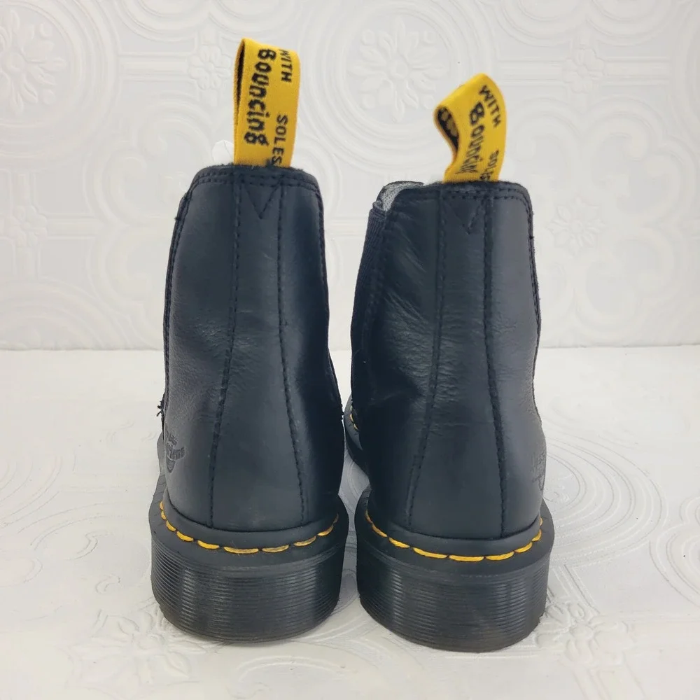 Dr Martens 2976 Black Leather Chelsea Boots Womens 6 Yellow Stitching Ankle Boot